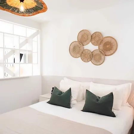 Spacious 1 Bed Studio In Lapa